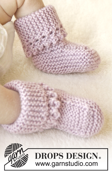 Lullaby Booties by DROPS Design